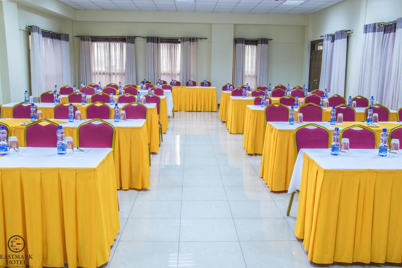 Eastmark Hotel Nakuru Buitenkant foto